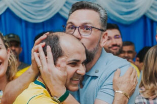 Prefeito de Cruzeiro do Sul anuncia apoio à candidatura de Alan Rick ao governo do estado