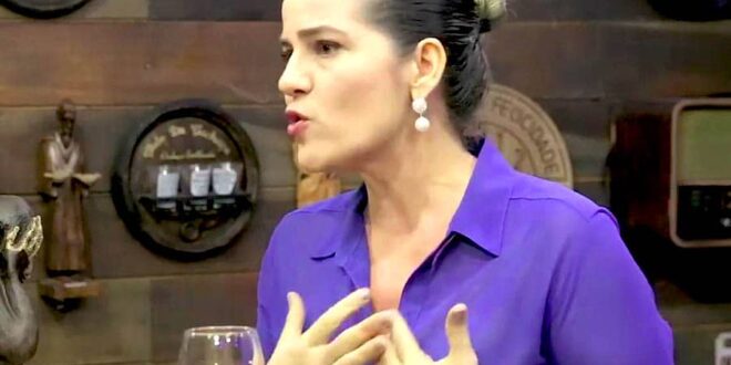 Política é respeito e cuidado com o estado e com o povo, diz Mara Rocha