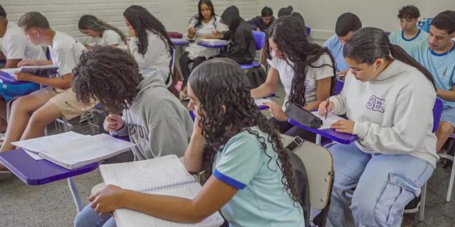 MPF recomenda a inclusão permanente de ações de prevenção ao HIV e combate à discriminação nas escolas