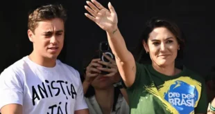 Michelle teve ajuda de equipe de Nikolas Ferreira para produzir vídeo contra Flávio Bolsonaro