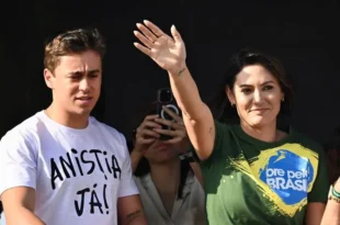 Michelle teve ajuda de equipe de Nikolas Ferreira para produzir vídeo contra Flávio Bolsonaro