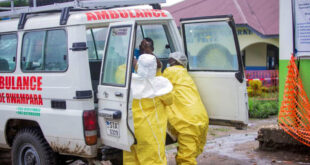 Mortes por ebola no Congo ultrapassam 1.000 enquanto a violência e escassez de suprimentos prejudicam médicos