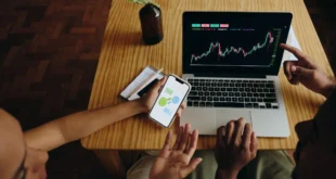 Golpes financeiros digitais crescem com promessas de lucro rápido