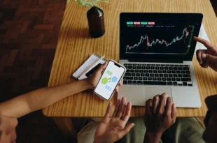 Golpes financeiros digitais crescem com promessas de lucro rápido