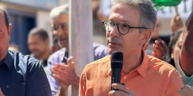 É extrema direita, estúpido: Zema pagou R$ 200 a apoiadores em ato onde atacou a CLT, diz motoboy