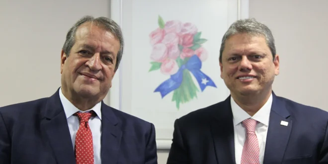 Deixa o Valdemar falar: presidente do PL admite que Tarcísio “não conhece São Paulo”