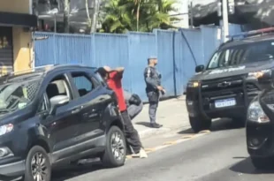 Petistas são abordados pela PM no caminho para ato de Lula na Vila Euclides