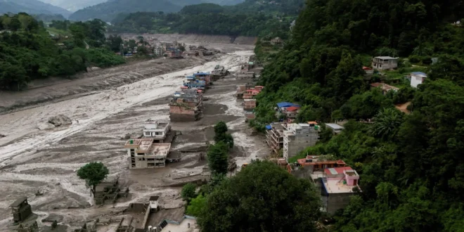 Aquecimento global: derretimento de geleira pode ter causado enchente que matou 160 no Nepal