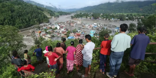 Planeta chacoalhando: terremoto atinge o Tibete um dia após avalanche