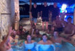 Direita hétero é um caso sério: PF encontra foto de advogado investigado em piscina com deputados e senadores