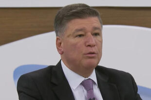 Enriquecendo na política: Presidente da CPI do INSS aumenta patrimônio de R$ 3,5 milhões para R$ 13,6 milhões em 2 anos