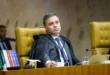 Mendonça com partido: ministro nega pedido para remover vídeo em que Flávio Bolsonaro associa o PT a facções criminosas