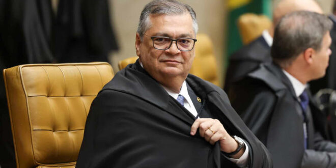 Sigilo da fonte: pessoas com mãos sujas de sangue” querem “dar aula de liberdade” ao STF