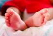 Bebê de 50 dias é internada com múltiplas fraturas; pais são presos
