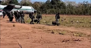 Bolívia envia mais de 200 militares à fronteira com o Brasil por causa de guerra entre PCC e CV