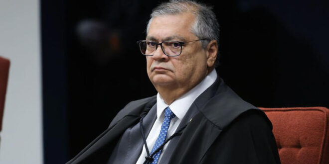 Dino define como "ecossistema criminoso" o desvio de verba no Maranhão