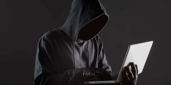 Alerta de golpe: falsos anúncios sobre Desenrola Brasil enganam usuários nas redes