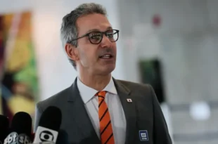 Direita tem enorme facilidade para enriquecer: patrimônio de Zema aumenta R$ 49 milhões em quatro anos