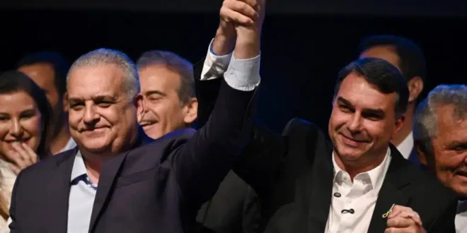 O vice de Flávio Bolsonaro não foi uma escolha. Foi o que restou