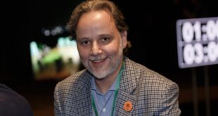 “Ninguém está acima da lei”, diz Marco Aurélio Carvalho após reunião secreta entre Mendonça e Vorcaro