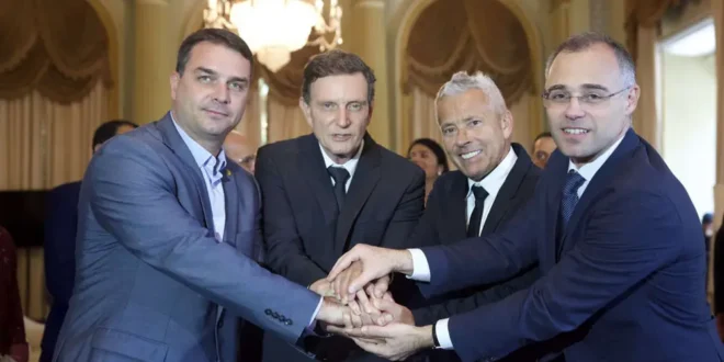 Mendonça jogou seu futuro na eleição de Flávio Bolsonaro e vai acabar pagando a conta