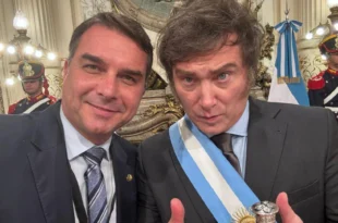 Coordenadora de Flávio Bolsonaro quer importar a catástrofe econômica de Milei para o Brasil