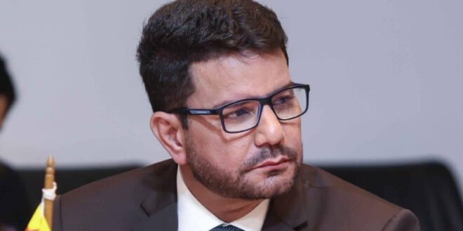 Polícia Federal volta à residência do ex-governador Gladson Cameli e apreende bens