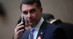 A lei não alcança: site de fake news, ligado a Flávio Bolsonaro, que alimenta as publicações do PL, continua atuando