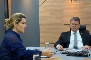 Governador de São Paulo Tarcísio Freitas pede votos para Mara Rocha Senadora