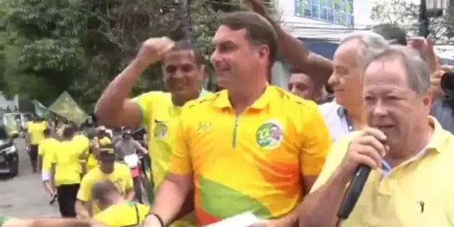 Tudo a ver: miliciano condenado no caso Marielle chama Flávio Bolsonaro de “nosso senador”