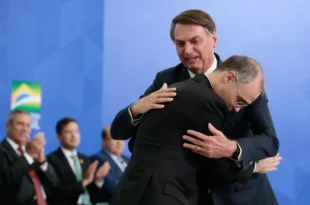 A jogada do André Mendonça