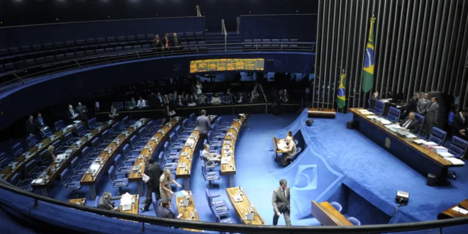 Voto para Senado é definido nas últimas 48h e é influenciado por eleição presidencial