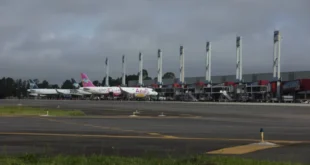 É direita, estúpido: 4 dos maiores aeroportos do Paraná são vendidos a transnacional mexicana