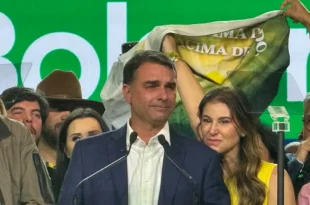Enlameado até o pescoço: ex-sócio de Flávio Bolsonaro expõe crimes, traições e lobby com Kassio