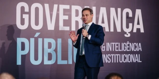 Sócio de Mendonça no instituto teria recebido dinheiro de Vorcaro, diz Reinaldo Azevedo