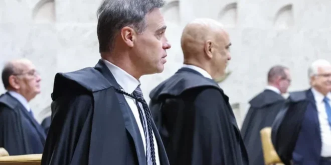 PF diz que Mendonça pode ter atuado para libertar criminosos do 8 de Janeiro