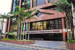 Pobre do trabalhador: empresas patrocinam evento do TRT enquanto respondem a processos