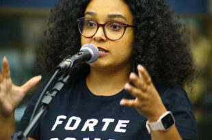 Violência Política: marginais atacam com bomba comitê de candidata do PSOL e deixam santinhos de Nikolas