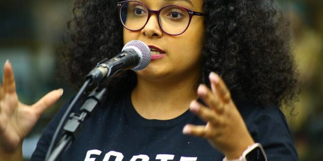 Violência Política: marginais atacam com bomba comitê de candidata do PSOL e deixam santinhos de Nikolas