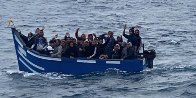 Cenas de horror em barcos com imigrantes: estupro coletivo e criança jogada ao mar