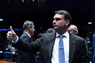 Saiba quem é o ex-sócio que ameaça implodir toda a bandalheira de Flávio Bolsonaro
