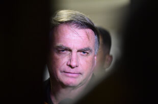 Estudo aponta como instituições barraram golpe de Jair Bolsonaro