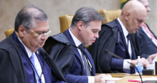 Com Mendonça enquadrado por Dino, é hora de a PF indiciar prefeitos que deram dinheiro a Vorcaro