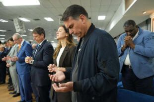 Evangélicos listam os pecados de Flávio Bolsonaro e cobram coerência de quem pede voto em nome da fé