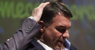 Será? site argentino diz que Flávio Bolsonaro fugiu para os EUA de jatinho após atravessar fronteira