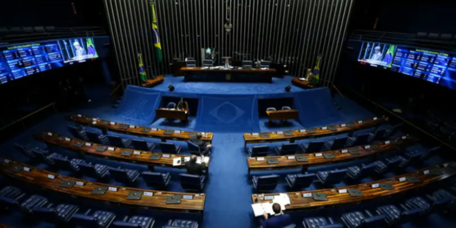 Parlamentares do PT assinam CPI sobre Fábio Luís e desafiam bolsonaristas a assinarem comissão para investigar Flávio e Vorcaro