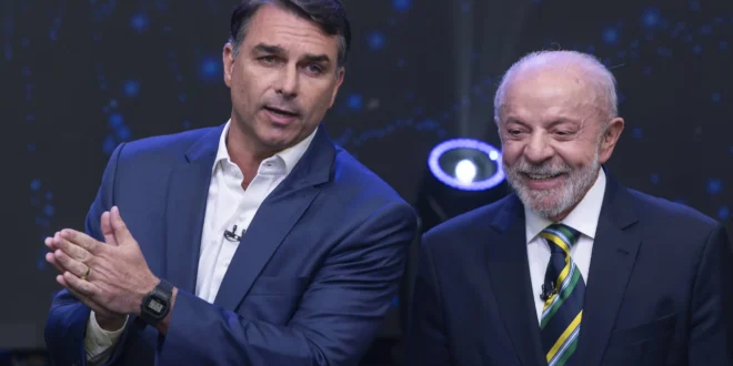 Manifesto de ex-ministros da Saúde aponta ameaça ao SUS em eventual vitória de Flávio
