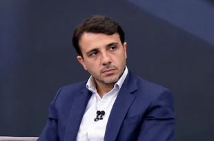 Renan Santos associa Flávio ao CV e afirma “desprezar” seus eleitores