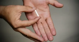 Entidades médicas pedem à Anvisa proibição de chips da beleza
