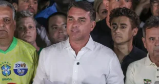 Bateu o desespero: Flávio recua e apaga post após se declarar “presidente eleito”